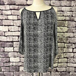 Apt. 9 Black & White Cold Shoulder Blouse Size L